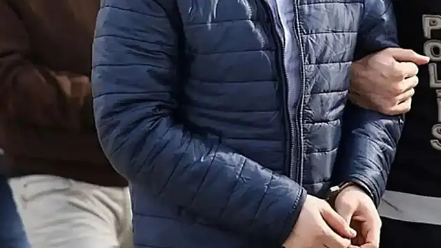 Bedava Yemek İzdihama Neden Oldu! 5 Gözaltı