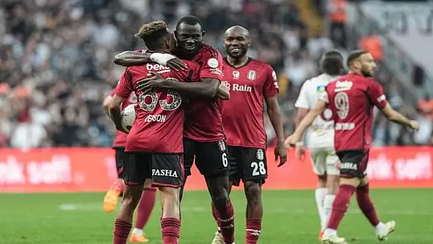 Beşiktaşlı iki futbolcuya Zenit kancası