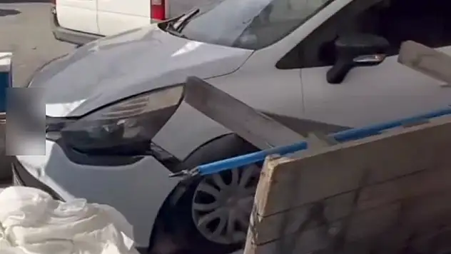 Beykoz'da fren yerine gaza basan sürücü pazar alanına daldı: 2 yaralı