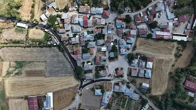 Beyşehir Belediyesi'nden Karabayat'a asfalt müjdesi