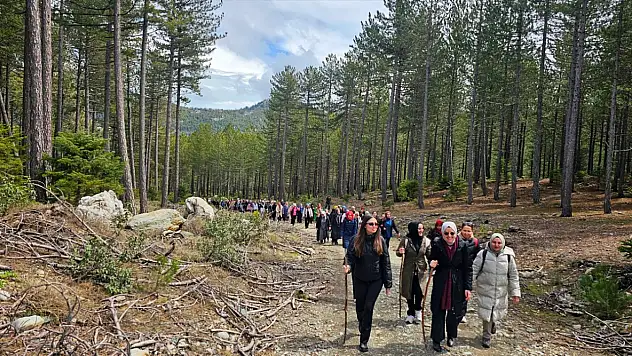 Beyşehir'de doğa yürüyüşü yapıldı