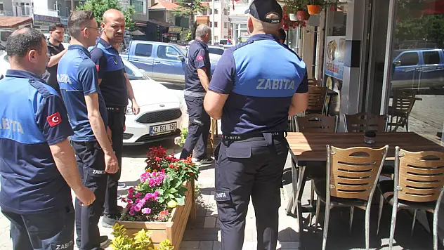 Beyşehir'de kaldırımlar için sıkı denetim! Başkan Bayındır sahaya indi