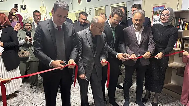 Beyşehir'de kursiyerlerin ürünleri sergilendi