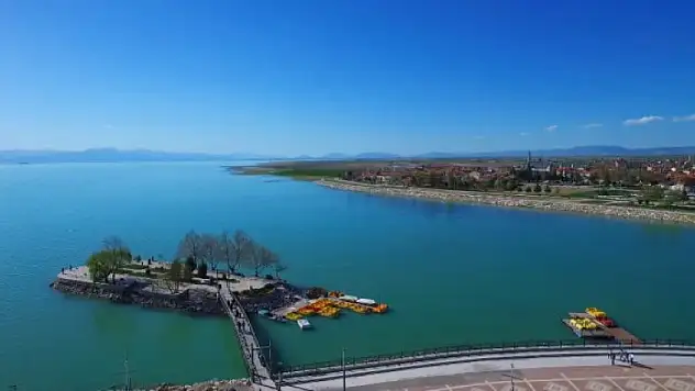 Beyşehir Gölü'nde tatil sezonu başlıyor