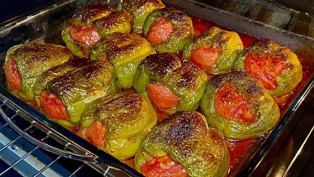 Biber dolmasına lezzet katan tüyo. Fırında biber dolması hazırlamanın püf noktaları