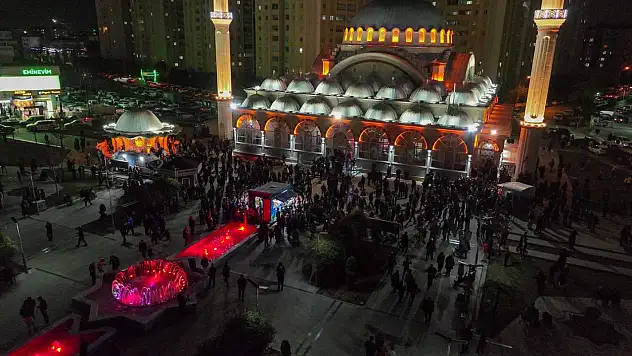 Bin aydan daha hayırlı gecede Selçuklu'da gönül köprüleri kuruldu