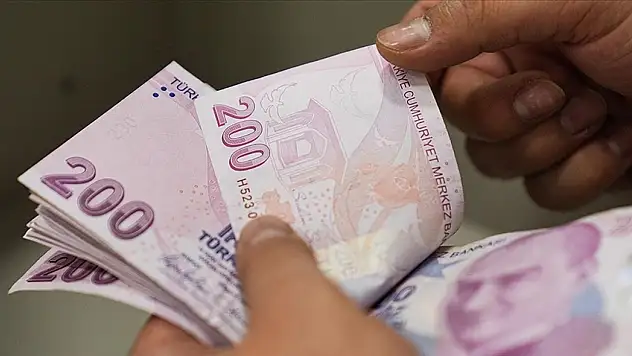 Binlerce kişiye bayram müjdesi! Maaş ödemeleri öne çekildi