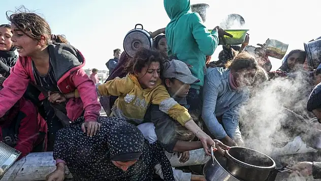 BM: Gazze'de 50 bin hamile ve emziren kadın günlerdir yemek yemedi