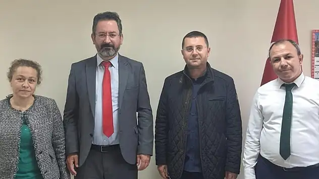 Bozkır'da hayırseverlere plaket verildi