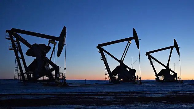 Brent petrolün varili 65,57 dolardan işlem görüyor
