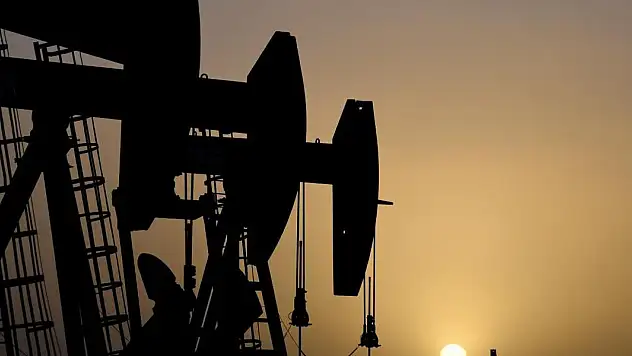 Brent petrolün varili 67,89 dolardan işlem görüyor