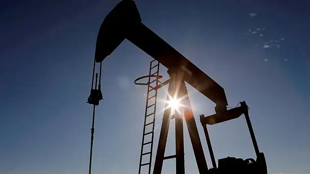 Brent petrolün varili 70,54 dolardan işlem görüyor