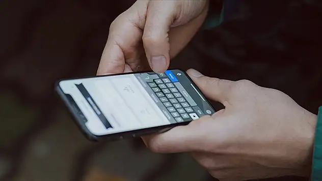 Burada cep telefonu kullanmak yasak!