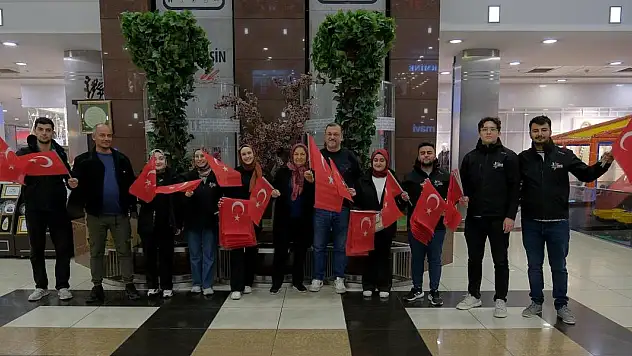 Büyükşehir Gençlik Meclisi'nden Cumhuriyet Bayramı'nda Anlamlı Etkinlik
