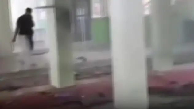 Camide patlama: 54 yaralı
