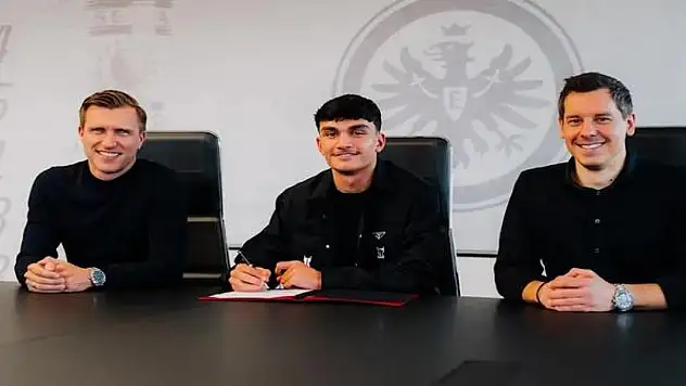 Can Uzun, Eintracht Frankfurt'ta