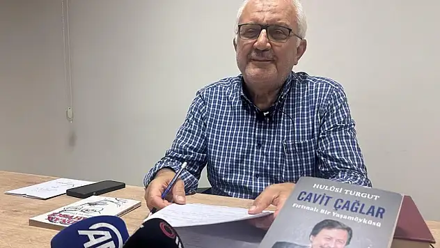 Cavit Çağlar'ın 'Fırtınalı yaşam öyküsü' Konya'da konuşuldu