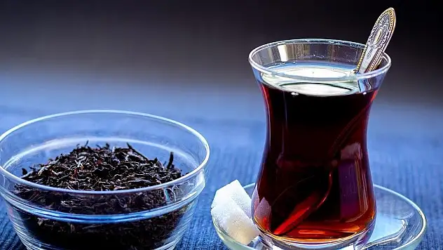 Çayı demlerken bunu yapmayın! Kansere davetiye çıkarıyor