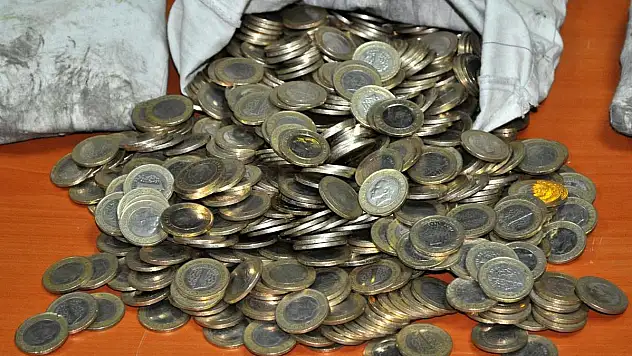 Cebe giren bozuk para miktarı 1 milyarı aştı