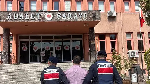 Cezaevinden firar etti camide uyurken yakalandı