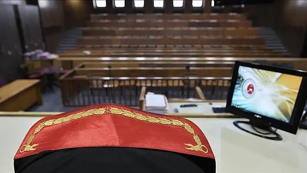 CHP İstanbul İl Yönetimi görevden alındı