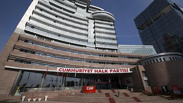 CHP'li Beşiktaş Belediye Meclis Üyesi Altunpul partisinden istifa etti
