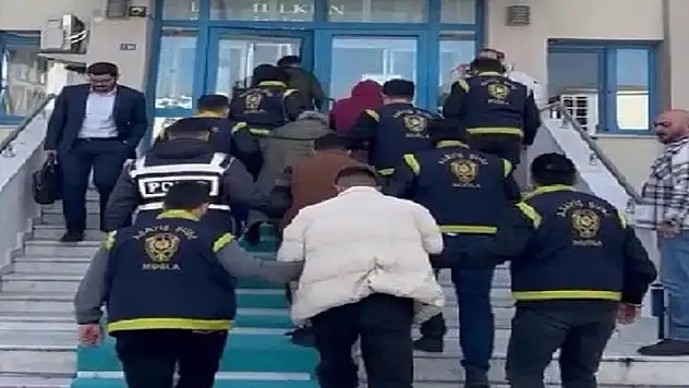 Çikolata ambalajı 7 yıl önceki cinayeti aydınlattı