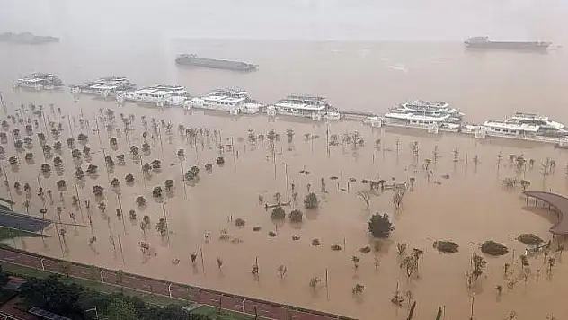 Çin'de sel ve toprak kayması: 4 ölü, 10 kayıp
