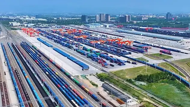 Çin'den Türkiye'ye ilk yük trenleri yola çıktı