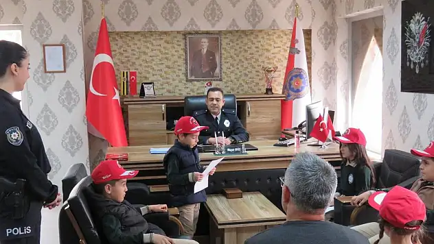 Çocukların polislik hayali bir günlüğüne gerçek oldu