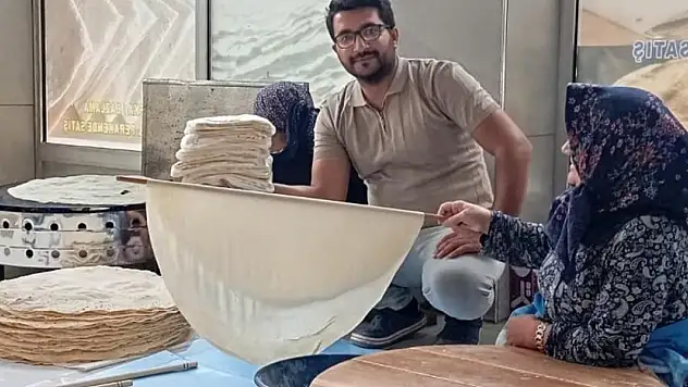 Çocukluk hayalini gerçekleştirdi! Geleneksel tatları yaşatıyor!
