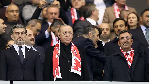 Cumhurbaşkanı Erdoğan, A Millileri yalnız bırakmadı!