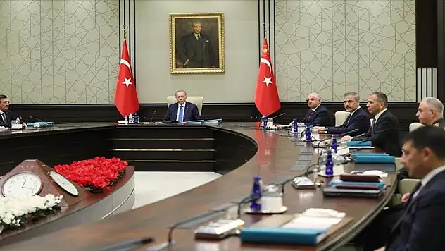 Cumhurbaşkanı Erdoğan başkanlığındaki Yüksek Askeri Şura toplantısı başladı