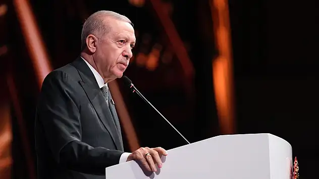 Cumhurbaşkanı Erdoğan, Necip Fazıl Kısakürek'i andı