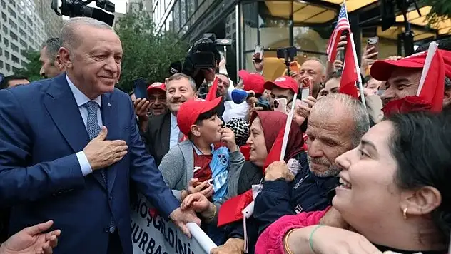 Cumhurbaşkanı Erdoğan New York'ta! Türkevi önünde coşkulu karşılama