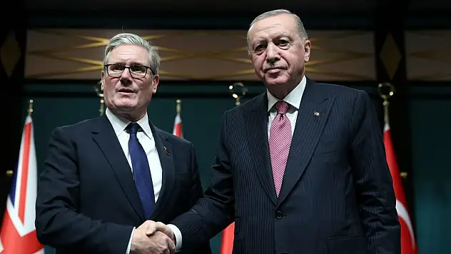 Cumhurbaşkanı Erdoğan: Sayın Starmer ile Eurofighter Typhoon anlaşması için imzaları attık