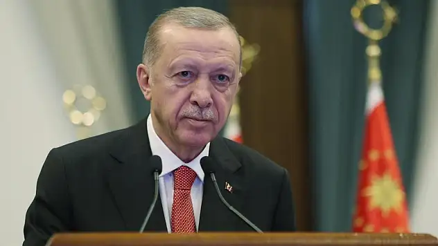 Cumhurbaşkanı Erdoğan, şehit Jandarma Astsubay Ferhat Gedik ile Eren Bülbül'ü andı