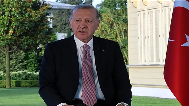 Cumhurbaşkanı Erdoğan'dan bayram mesajı! 'Enflasyon canavarından kurtulma sürecine girdik'