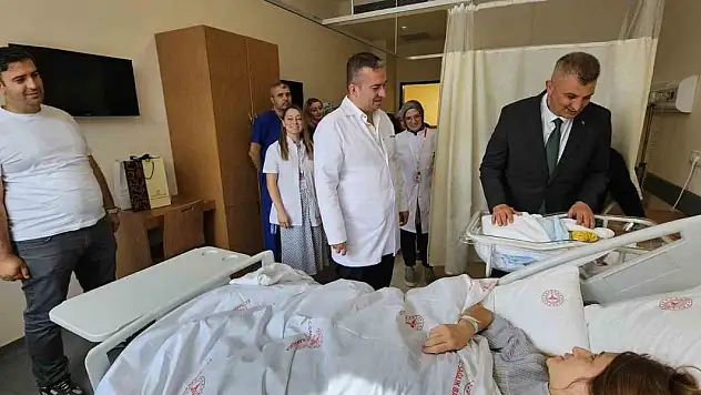 Cumhurbaşkanı Erdoğan'ın açılışını yaptığı hastanede ilk bebek doğdu