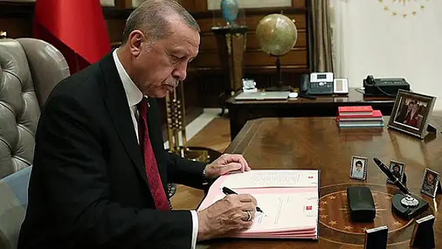 Cumhurbaşkanlığı tarafından yapılan atama kararları Resmi Gazete'de