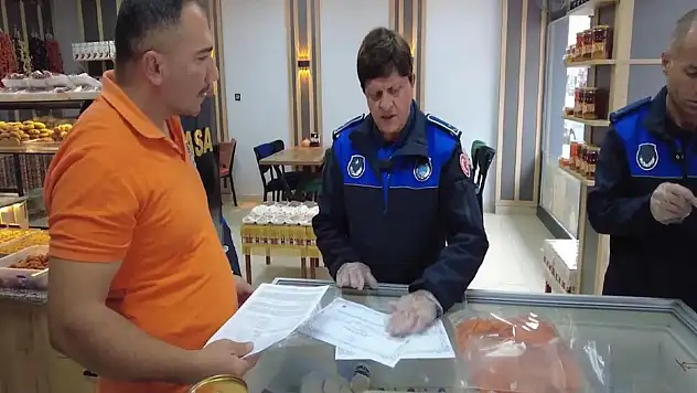 Çumra'da Pastanelere Denetimler Sürüyor