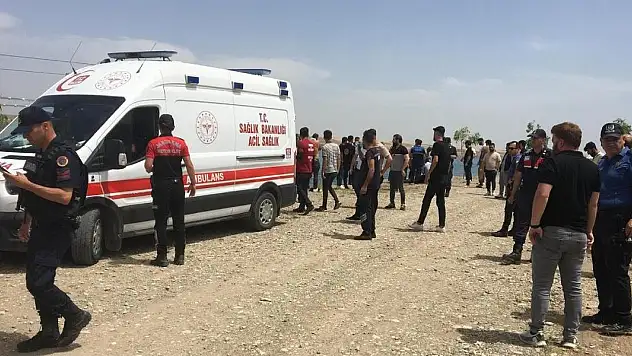 Denize atlayınca boynu kırılan kişi yaşamını yitirdi