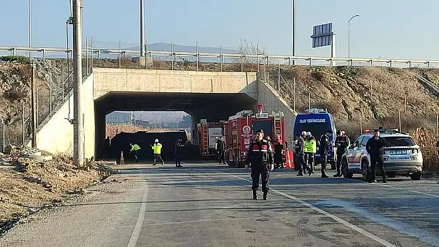 Denizli'de işçileri taşıyan midibüs devrildi: 4 ölü, 6 yaralı