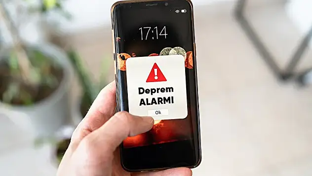 Depremi Saniyeler Önce Bildiriyor!