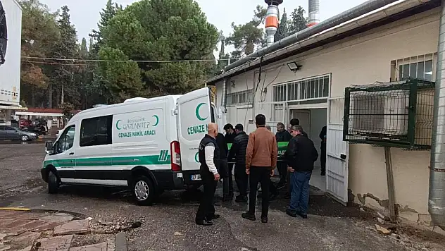 Ders çıkışı kalp krizi geçiren öğretmen öldü