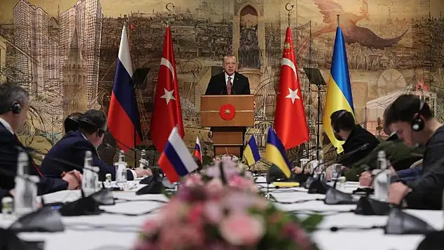 Diplomasi masası bir kez daha Türkiye'de kuruluyor