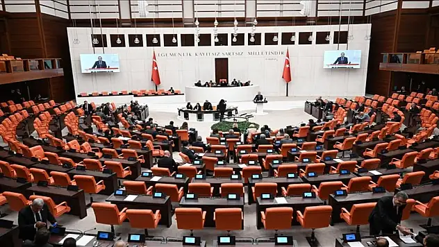 Dışişleri ve Milli Savunma bakanları, TBMM Genel Kurulunu bilgilendirecek