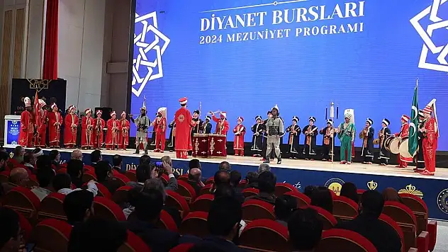 Diyanet İşleri Bakanı Erbaş: İslam, dünyayı iyileştirmek için gönderilen bir ilaçtır