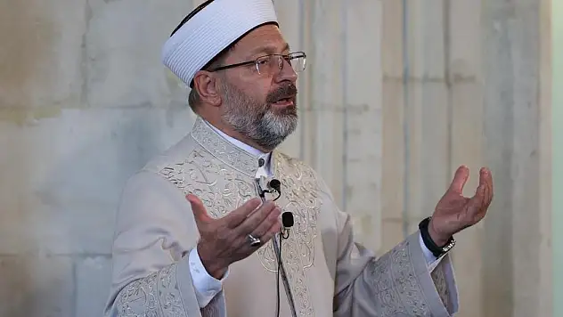 Diyanet İşleri Başkanı Erbaş: Hafızlık bir insana nasip olabilecek en büyük unvan