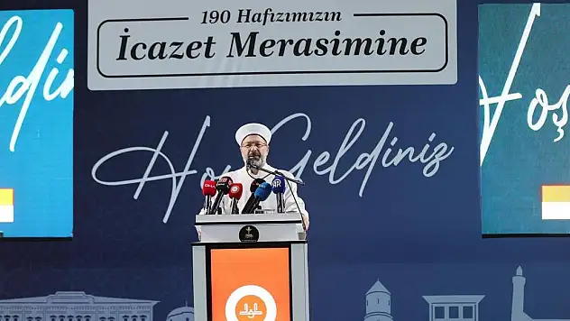 Diyanet İşleri Başkanı Erbaş: Kudüs'te kan akıyor, katliam yapılıyor